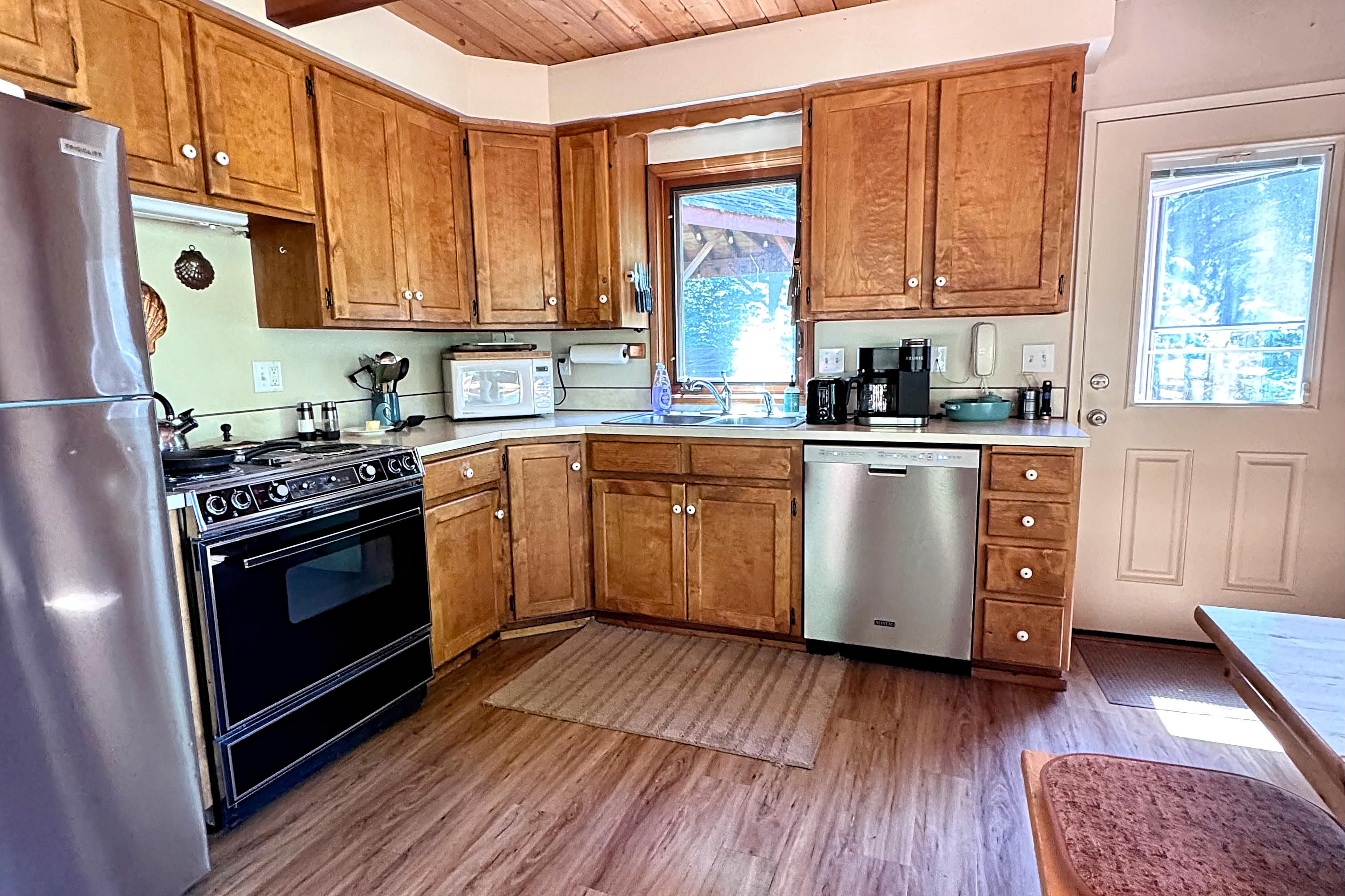 A fully equipped kitchen for meals at home.